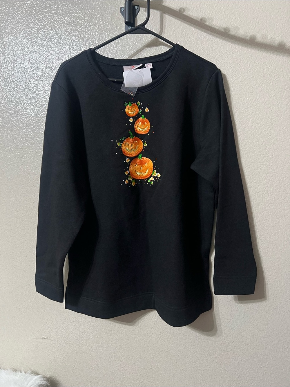 Women’s Quacker Factory stacked Pumpkin Long-Sleeve pullover sweatshirt. MED NWT